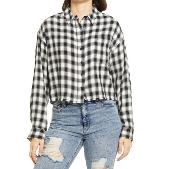 BP. Plaid Crop Button-up Shirt In Black Dobby Plaid - Picture 1 of 1